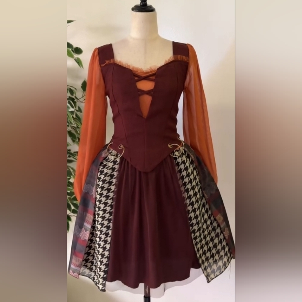 Hocus Pocus Elegant Whimsical Dress in Brown and Orange Size XL